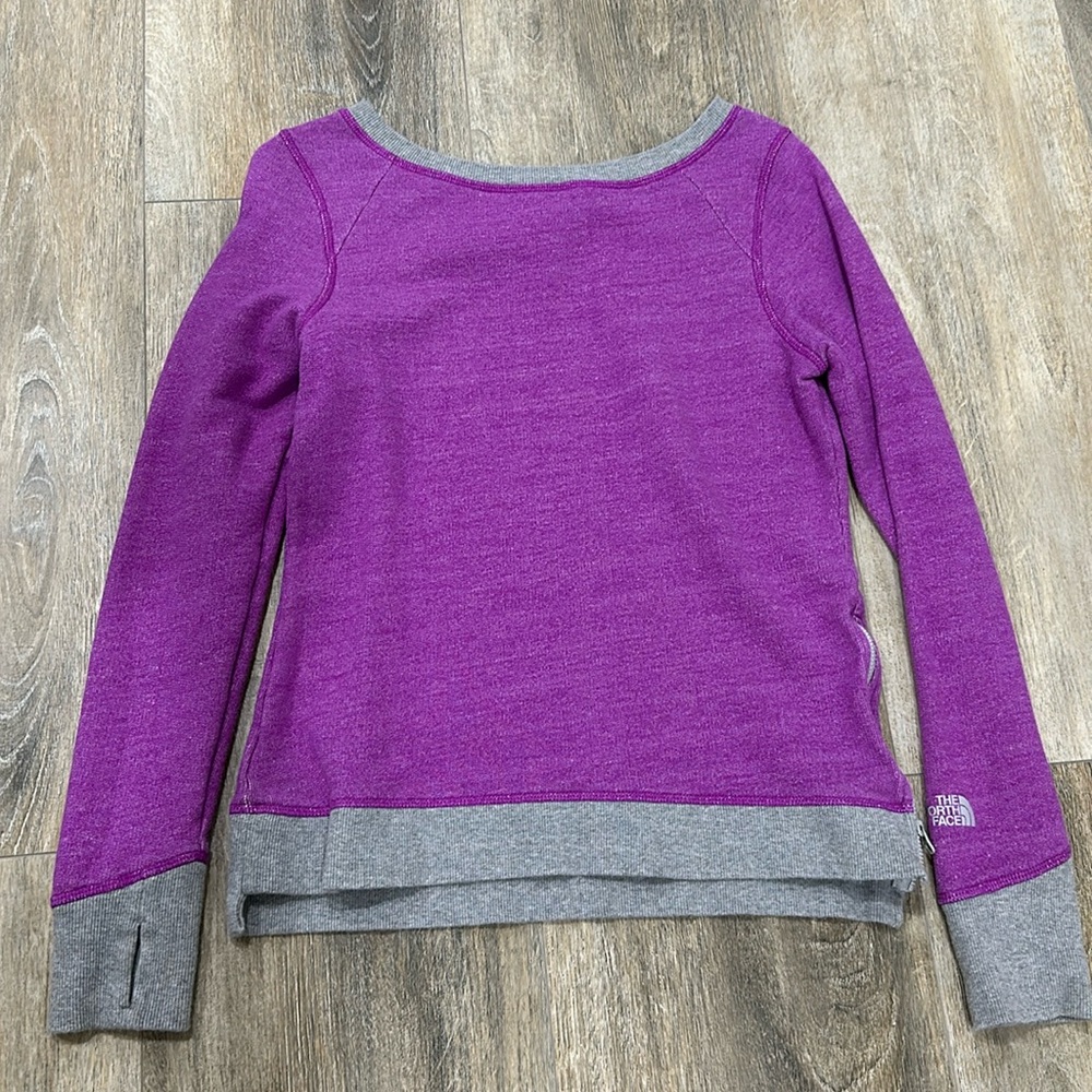 Long sleeve top- North Face